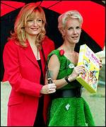 Gaby Roslin and Paula Yates were also original presenters