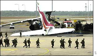 Troops being deployed at the international airport in Colombo