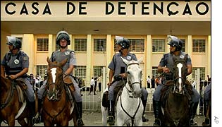 Brazilian police outside Carandiru Prison in Sao Paulo on 18 February 2001