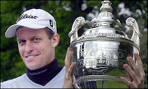 Anders Hansen celebrates his Wentworth triumph