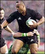 Jonah Lomu retains his place in the side