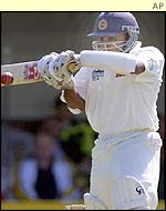 Mahela Jayawardene top scored with 47