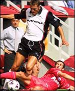 Kevin Twaddle in action for Motherwell