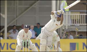Sri Lanka's Hansan Tillakaratne hits out against the England bowling