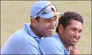 Yuveraj Singh and Sachin Tendulkar celebrate dismissing Brian Lara