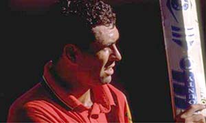 Hansie Cronje practices his all-round game