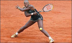 Williams fails to return a Capriati thunderbolt