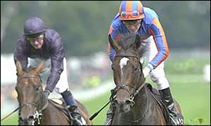 High Chaparral crosses the line ahead of Hawk Wing 