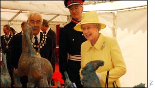 Queen visiting craft fair