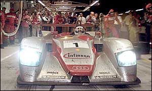 Tom Kristensen leaves the pits as the race draws on