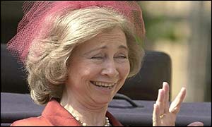 The Queen of Spain leaves St Georges Chapel Windsor by horse drawn carriage