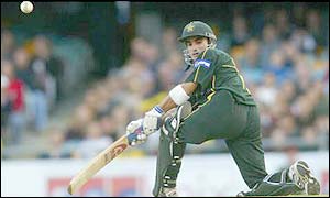 Imran Nazir bats away another well bowled ball