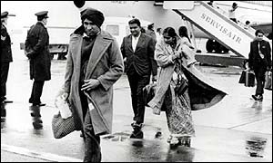 Ugandan Asians arriving in the UK