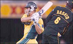 Shane Watson in bat against Pakistan