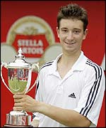 Bogdanovic won the junior title at Queen's