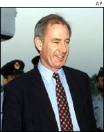 Geoff Hoon, Defence Secretary, in Pakistan