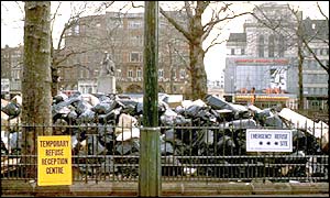 Emergency refuse collection in Leicester Square in 1979