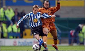 Jolean Lescott (right)