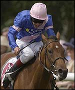 Richard Quinn guides Spinola to victory