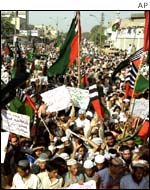 Supporters of Osama bin Laden march in Pakistan