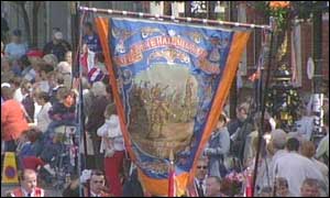The Orange banner is at the heart of the demonstrations