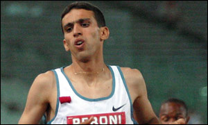 Hicham El-Guerrouj finished some five seconds off the pace in his attempt to beat his own mile world record