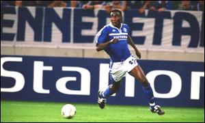 Victor Agali in action for his German club Schalke 04 