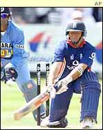 Nasser Hussani essays a reverse sweep