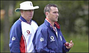 Duncan Fletcher and Graham Thorpe in the nets