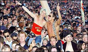 Fatboy Slim party on Brighton Beach