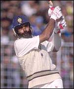 Navjot Sidhu goes for the big hit