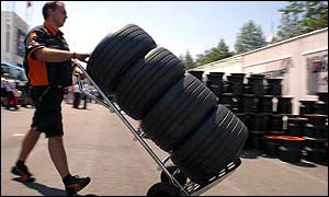 Arrows drivers Heinz-Harald Frentzen and Enrique Bernoldi did three laps in qualifying but will not take part in 