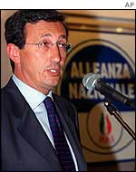  Gianfranco Fini 