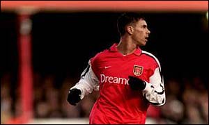 Jeremie Aliadiere made his Premiership debut against Fulham