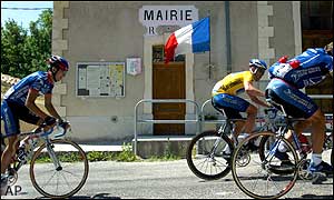 Armstrong's yellow jersey sets him apart from team-mates