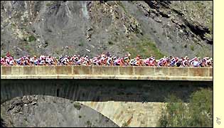 Botero starts well after winning the fifteenth stage