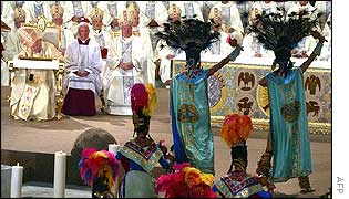 Pope celebrates mass in Mexico City