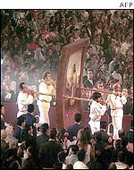 People carry the image of Juan Diego 