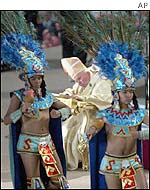 Pope celebrates mass in Mexico City