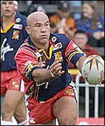 London Broncos skipper Jason Hetherington gets the ball away