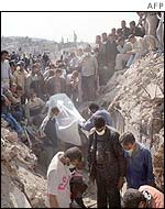 Bodies are removed from Jenin rubble