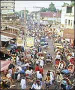 Busy road in Dhaka
