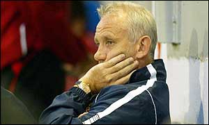 Sunderland boss Peter Reid sits dejectedly watching his side's pre-season match in Ghent 