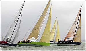Bear of Britain, Wild Thing, Formula One Events and United Airlines in Cowes, 2001