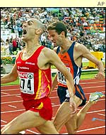 Spain's Antonio Jiminez beats Simon Vroeman to the line in the 3000m steeplechase
