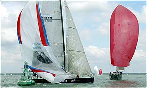 Bear of Britain (left) and Volvo for Life at Skandia Life Cowes Week 2002