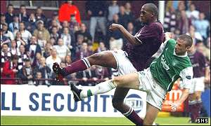 Hibs struggled to cope with the muscle of de Vries