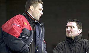 Paul Cullen (right) talks with Graham Steadman