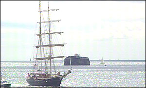 Italian naval ketch Orsa Maggiore arrives in Portsmouth