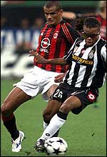 Rivaldo and Edgar Davids compete in a pre-season event